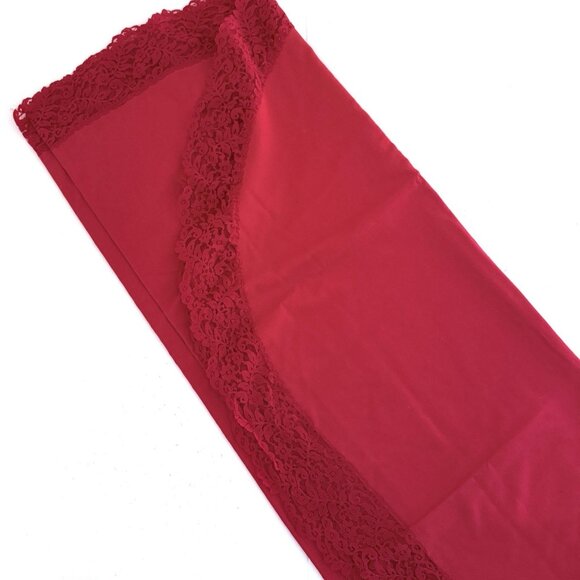 Vintage Pure Red Oval Tablecloth 6 Square Napkins Lace Trim On All Immaculate! - Picture 8 of 14